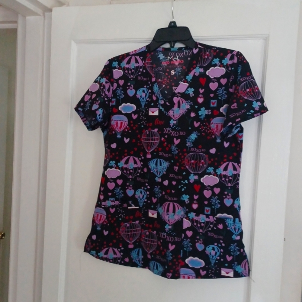 Size small Med works